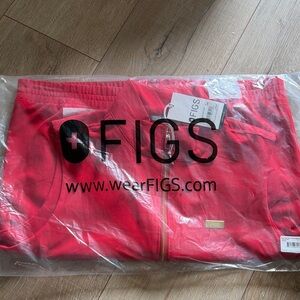 Figs Women lunar new year Sydney scrub vest XS